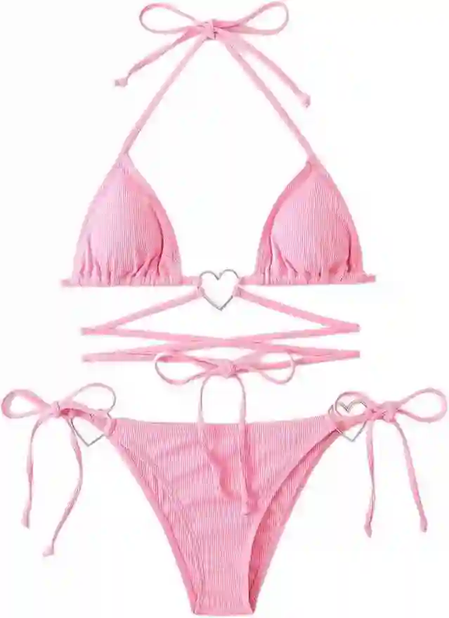 Bikini merah muda. Gambar ini digunakan untuk pakaian swap.